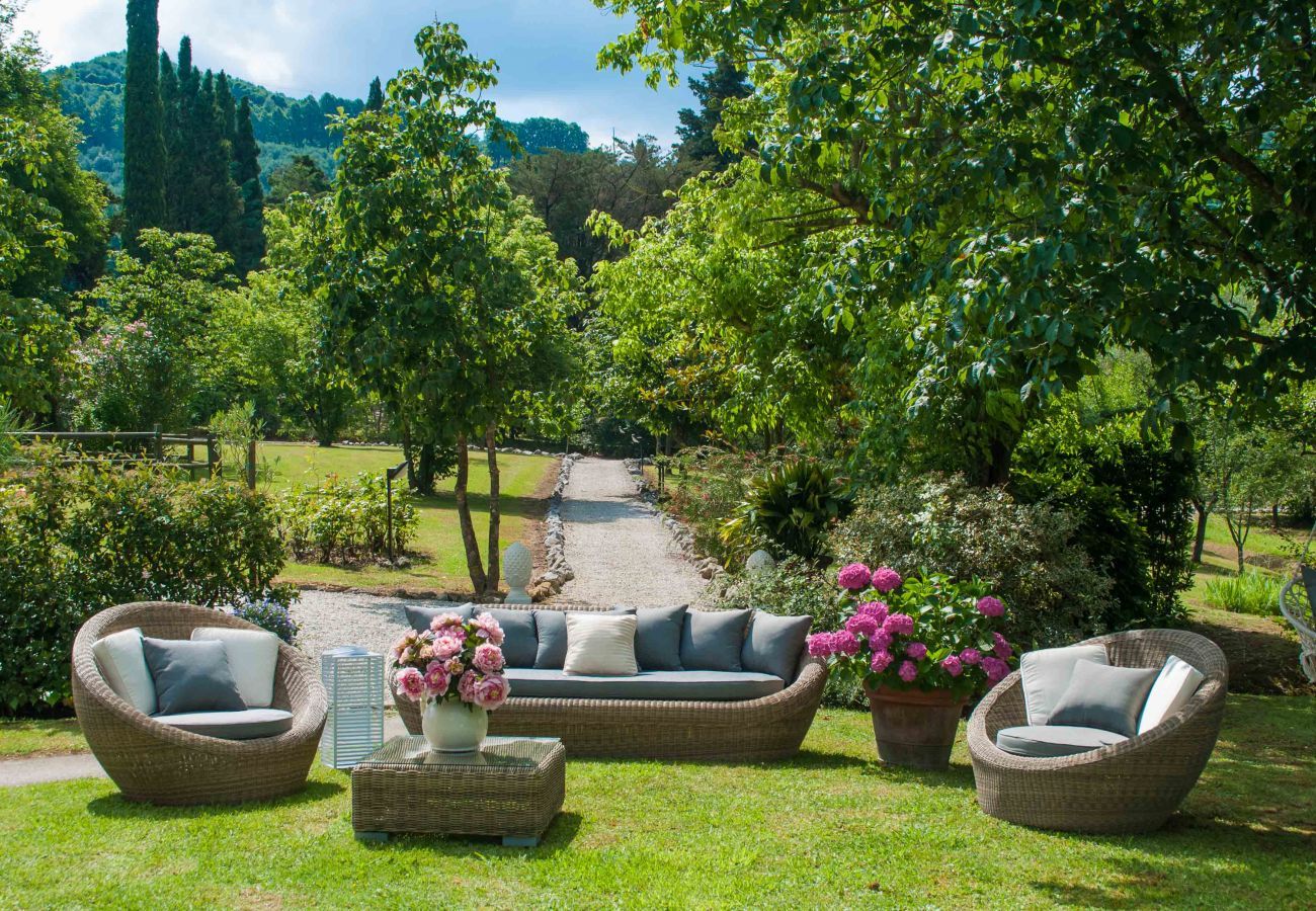 Villa in Camaiore - Bicocche Stone Farmhouse