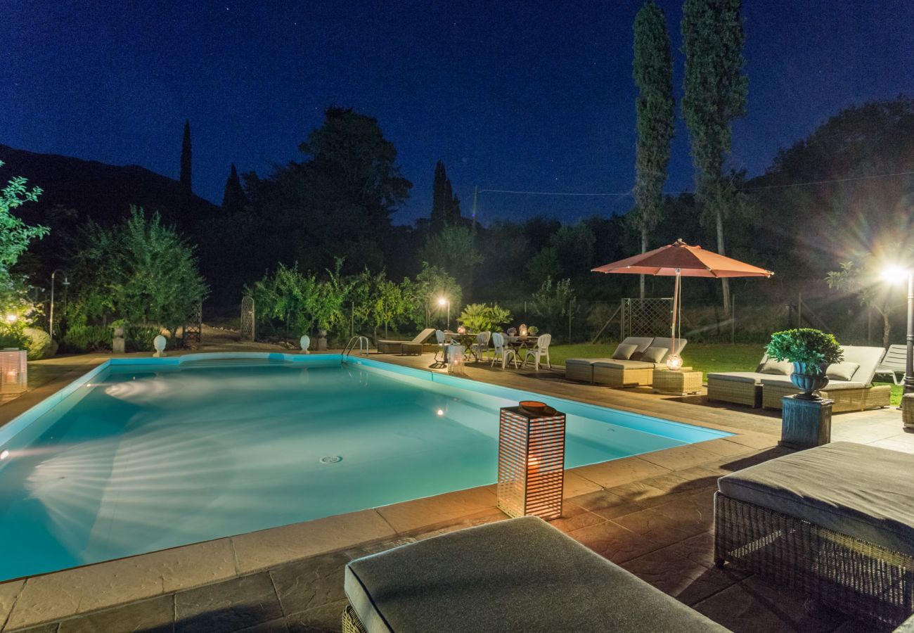 Villa in Camaiore - Bicocche Stone Farmhouse