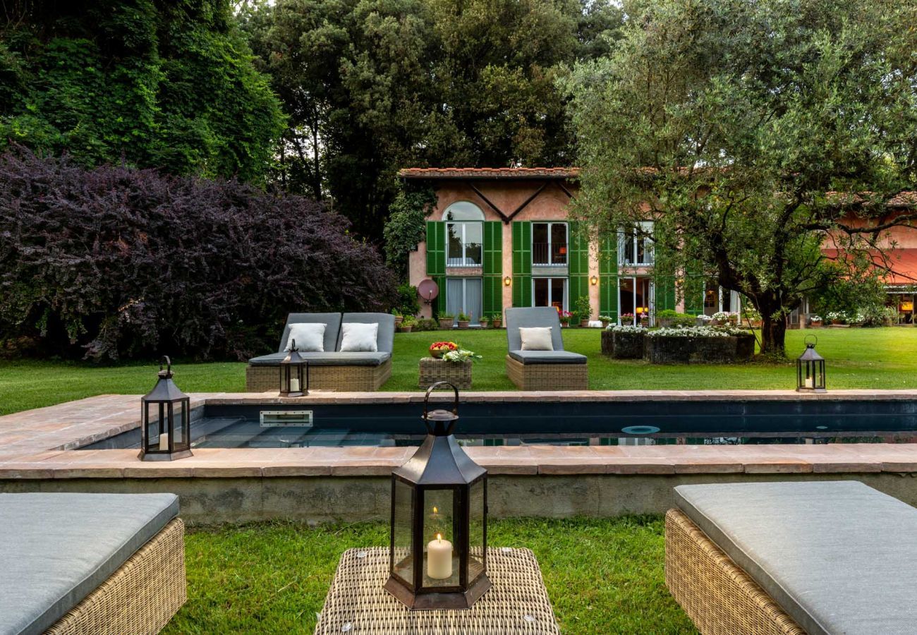 Villa in Migliarino - LIMONAIA Romantic Farmhouse in the Pinewood, Private Pool close to the Beach