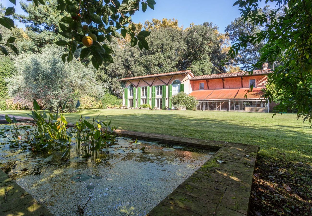 Villa in Migliarino - LIMONAIA Romantic Farmhouse in the Pinewood, Private Pool close to the Beach