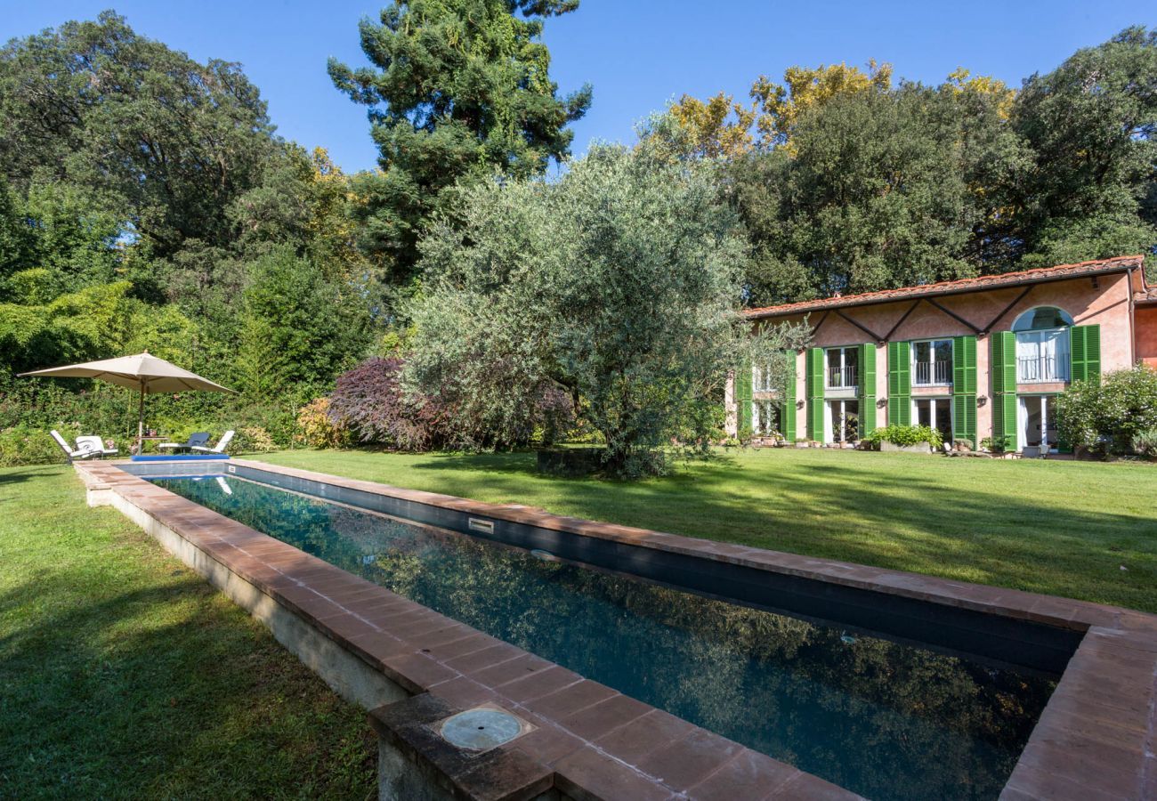 Villa in Migliarino - LIMONAIA Romantic Farmhouse in the Pinewood, Private Pool close to the Beach