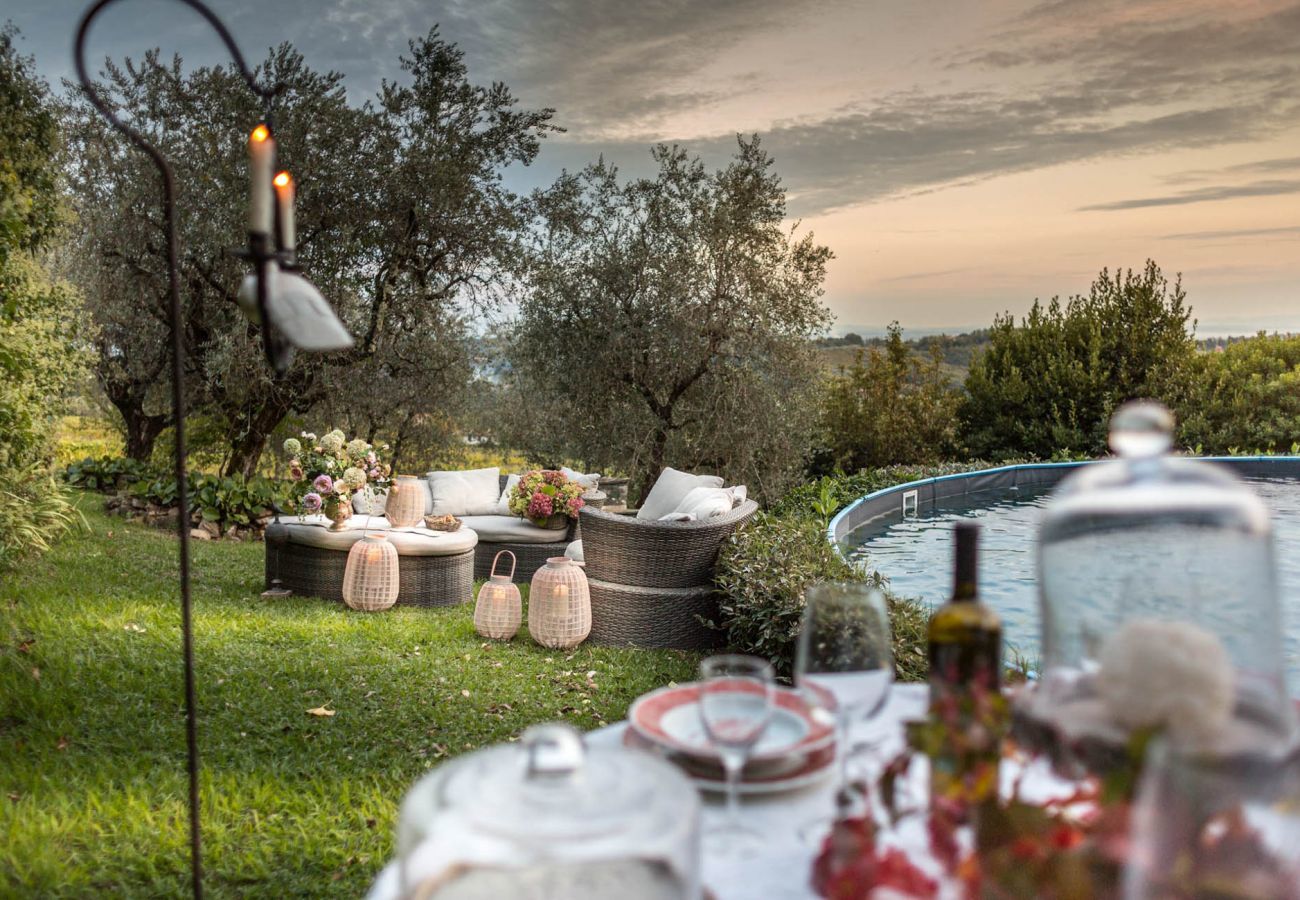 Villa in Capannori - A Wonderful Antique 7 bedrooms Villa Immersed Into a Winery in Lucca!