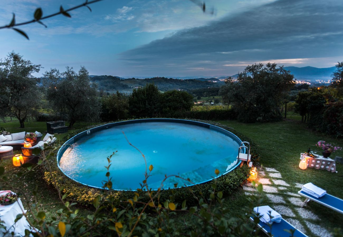 Villa in Capannori - A Wonderful Antique 7 bedrooms Villa Immersed Into a Winery in Lucca!