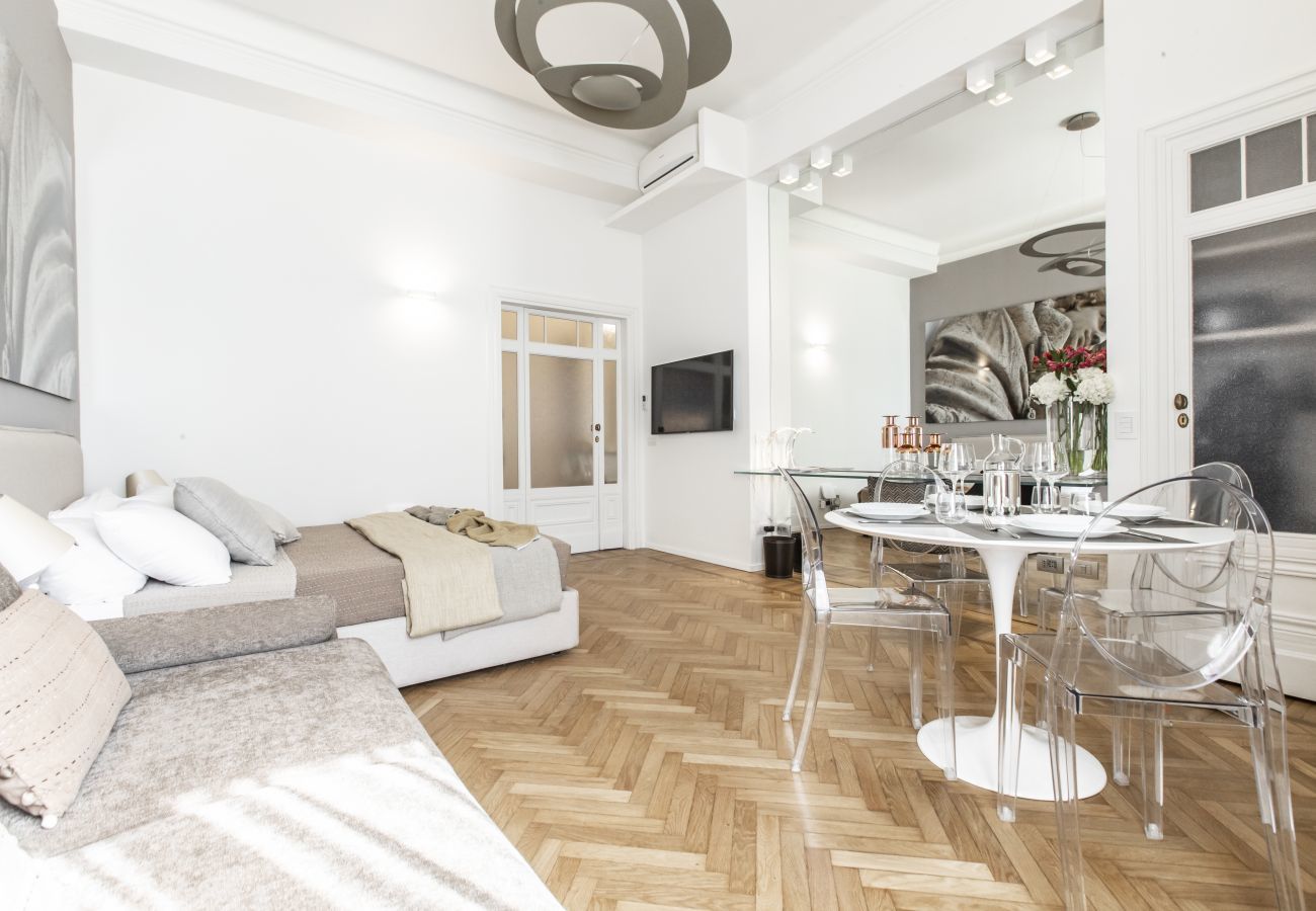 Studio in Milan - Duomo View Design Studio R&R