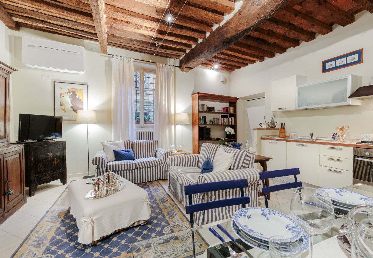 Apartment in Lucca - The 1400's Apartment