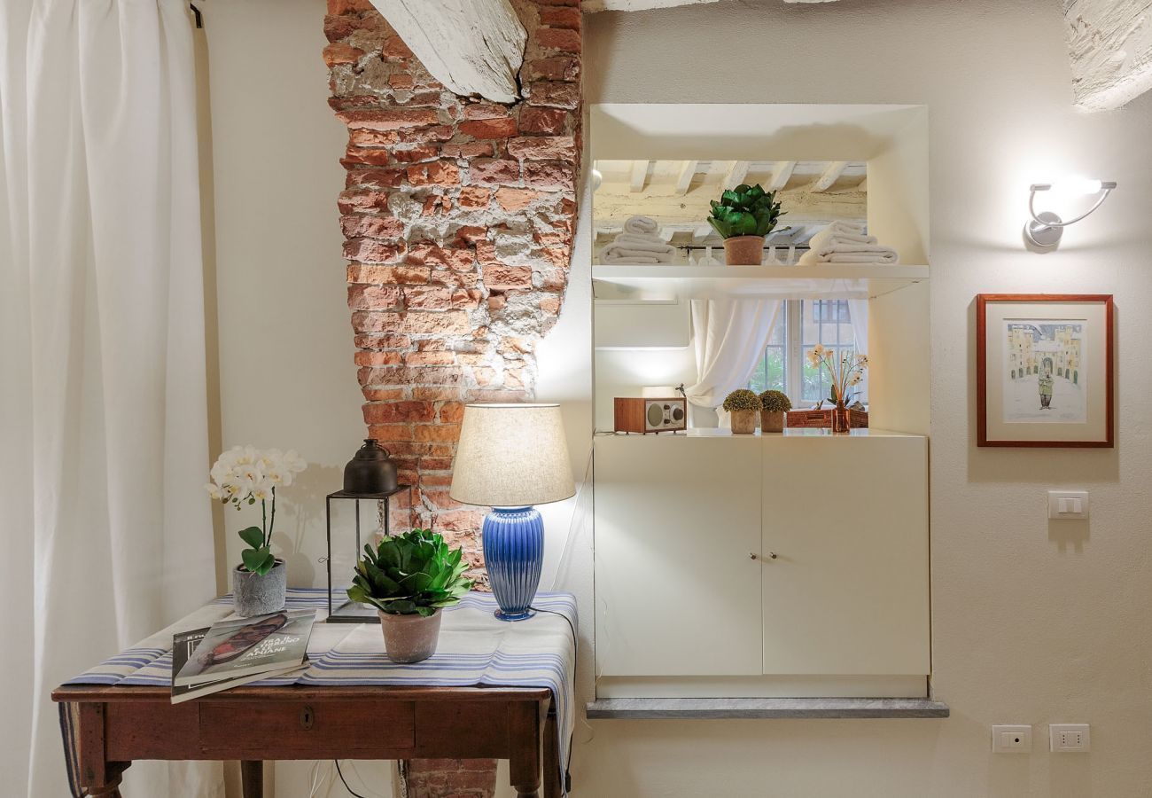 Apartment in Lucca - The 1400's Apartment