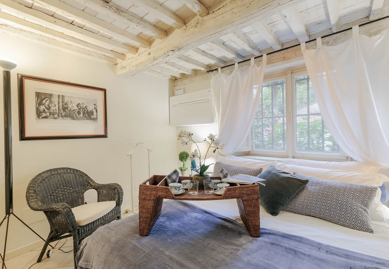 Apartment in Lucca - The 1400's Apartment