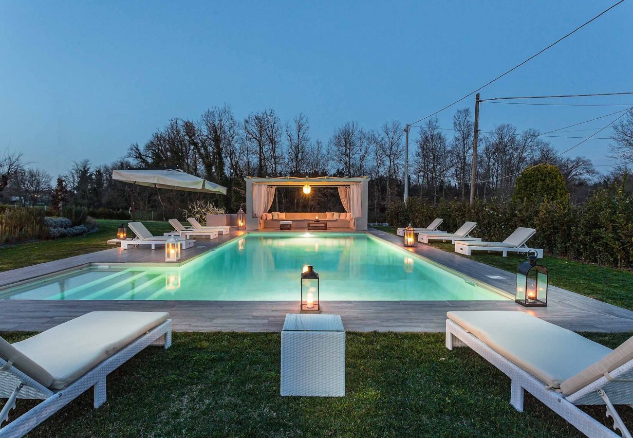 Villa in Orentano - VILLA OTTO Luxury Tuscan Farmhouse with Private Pool close to Lucca Pisa Pistoia