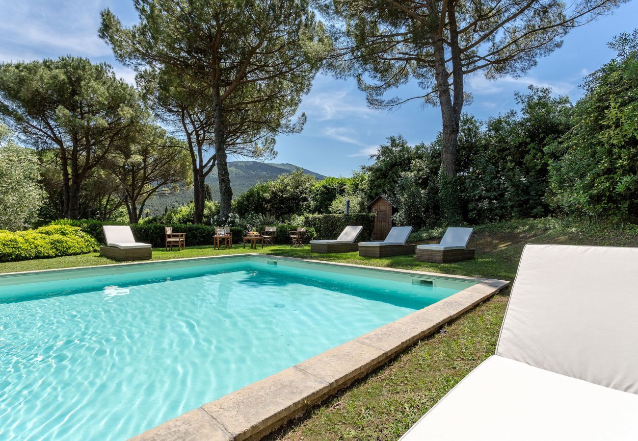 Villa in Lucca - An Exquisite Expression of Luxury: a 1600s Hunting Lodge