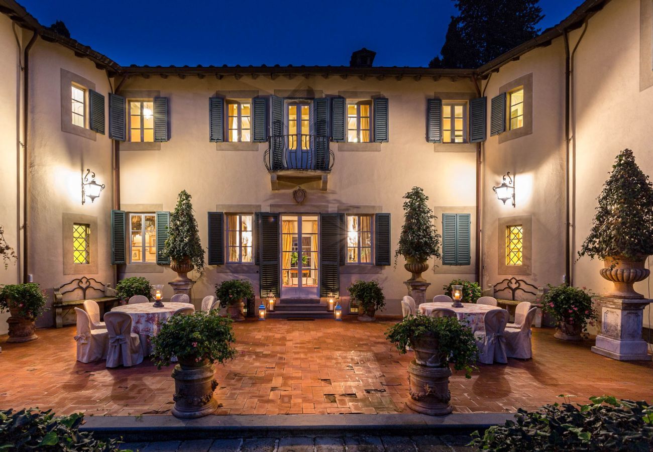 Villa in Lucca - An Exquisite Expression of Luxury: a 1600s Hunting Lodge