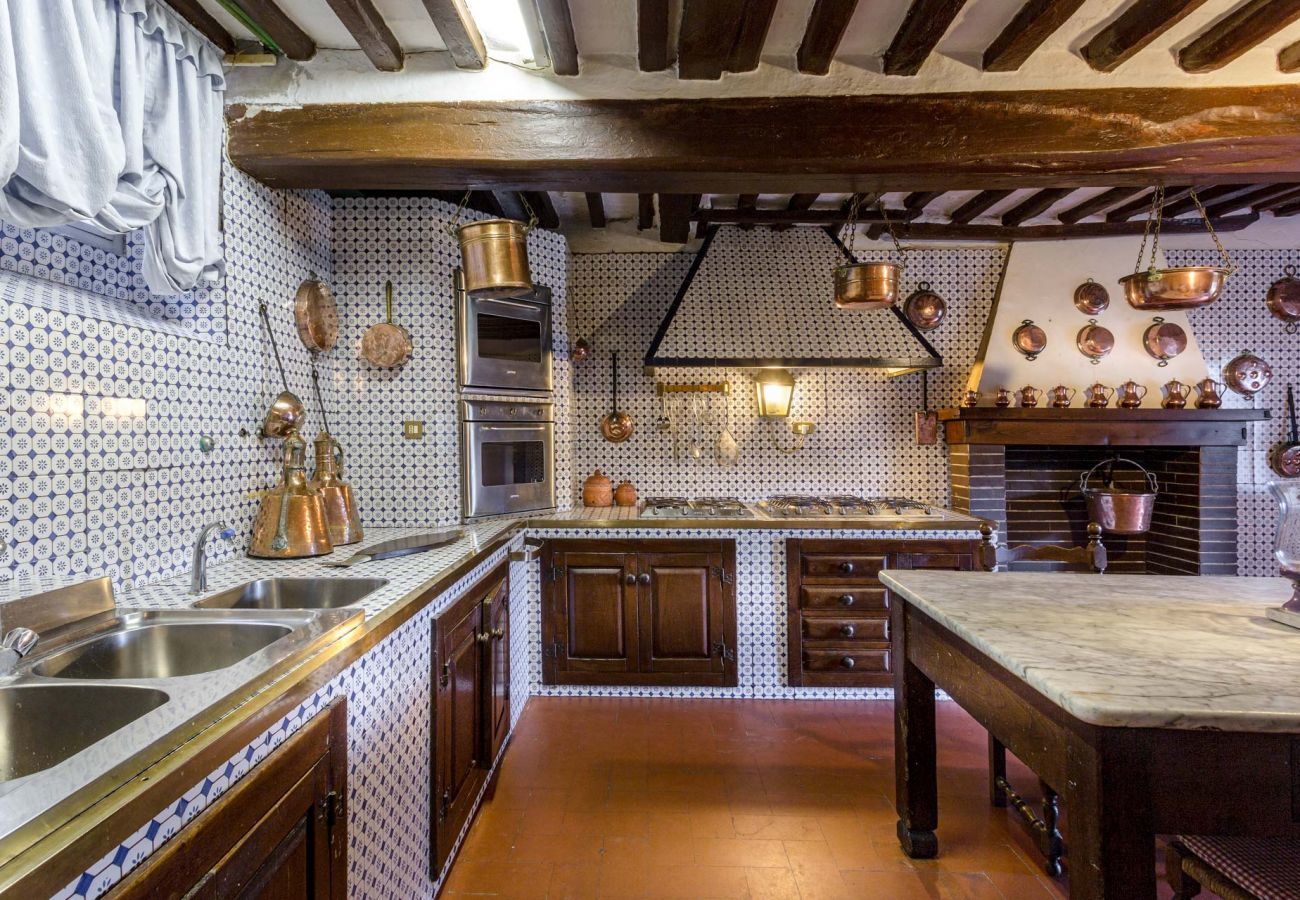 Villa in Lucca - An Exquisite Expression of Luxury: a 1600s Hunting Lodge