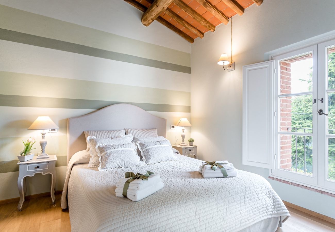 Villa in Monte San quirico - Villa sul Fiume