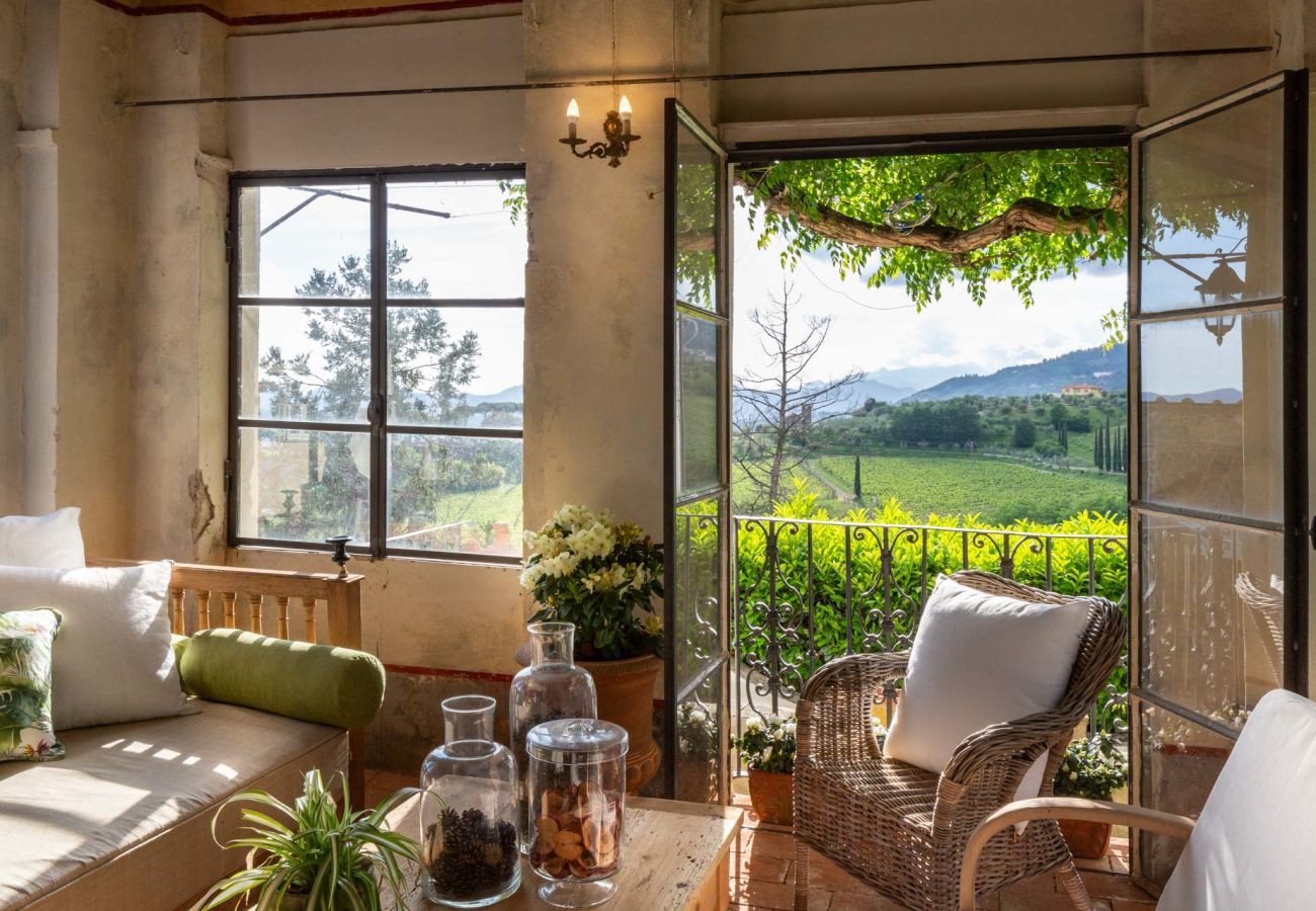 Villa in Capannori - VILLA VALGIANO a Tuscan Country House among the Vineyards - 12 bedrooms and SPA