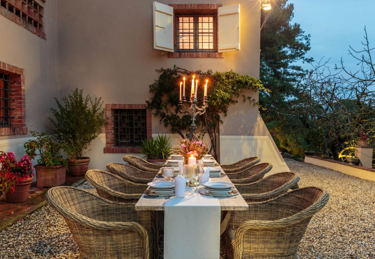 Villa in Vorno - Villa Viola Residenze Seicento