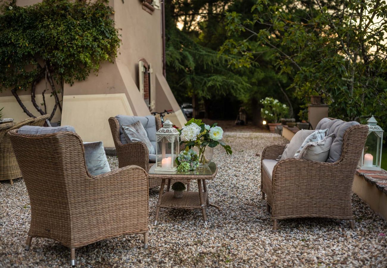 Villa in Vorno - Villa Viola Residenze Seicento