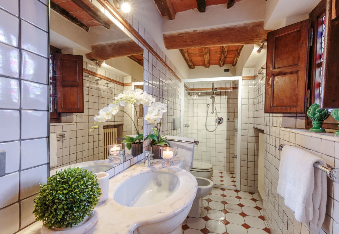 Villa in Vorno - Villa Viola Residenze Seicento