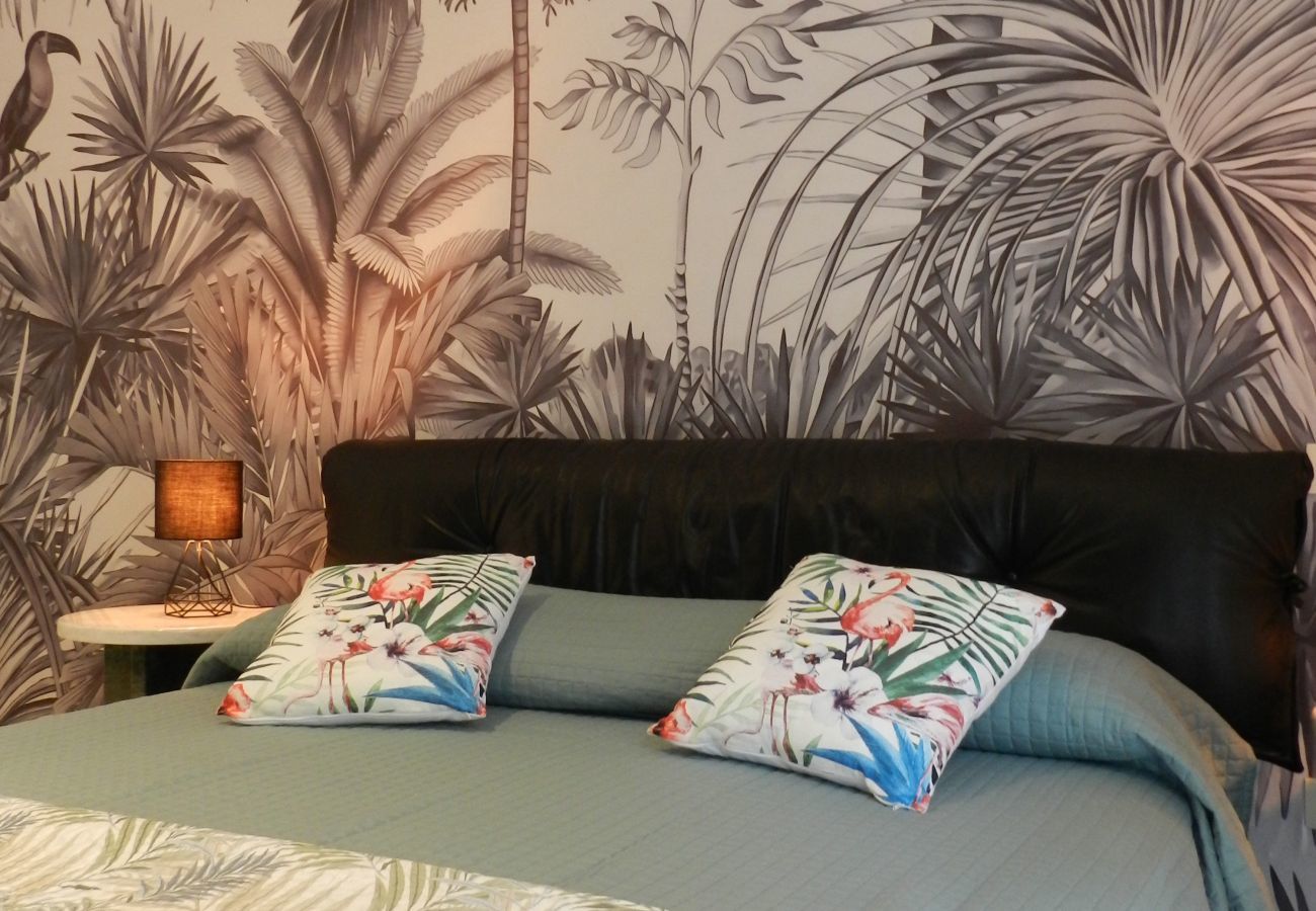 Apartment in Bardolino - Regarda - Bardolino in 2 central apartment with pool and air conditioning