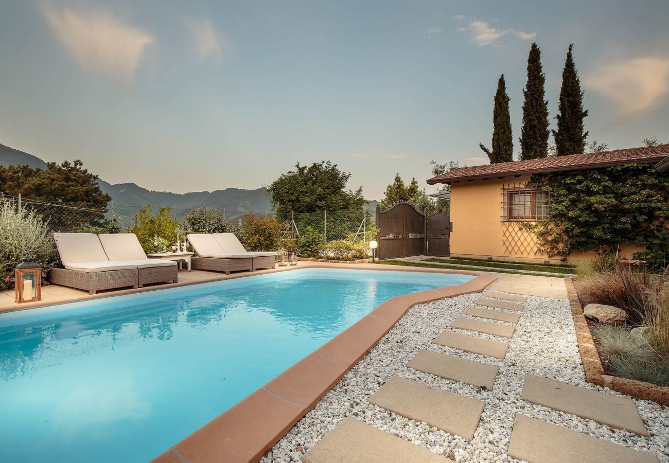 Villa in Camaiore - VILLA BEN, a Stylish Farmhouse with Private Pool and Amazing Views in Camaiore