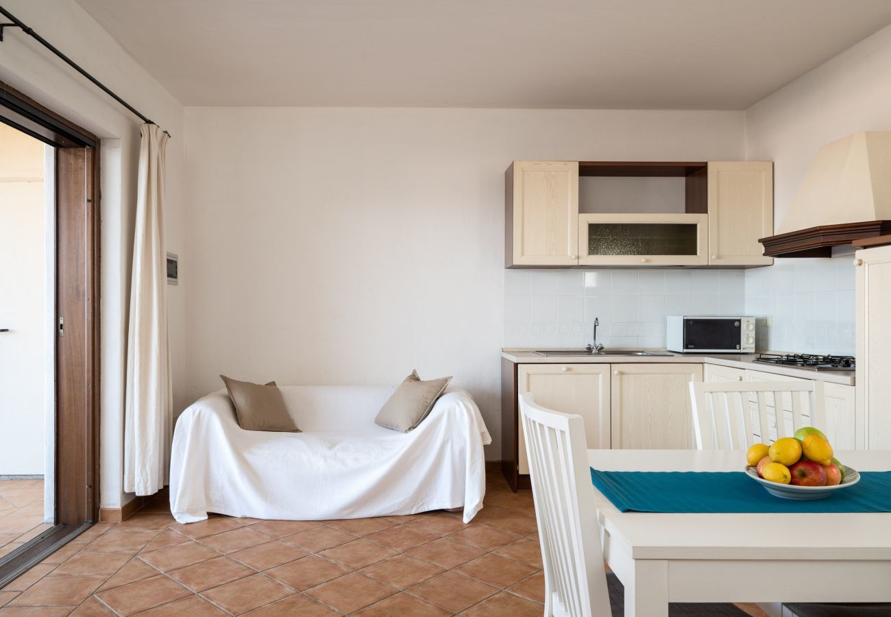 Apartment in Olbia -  Bellosguardo 4 - seaview flat in Pittulongu 