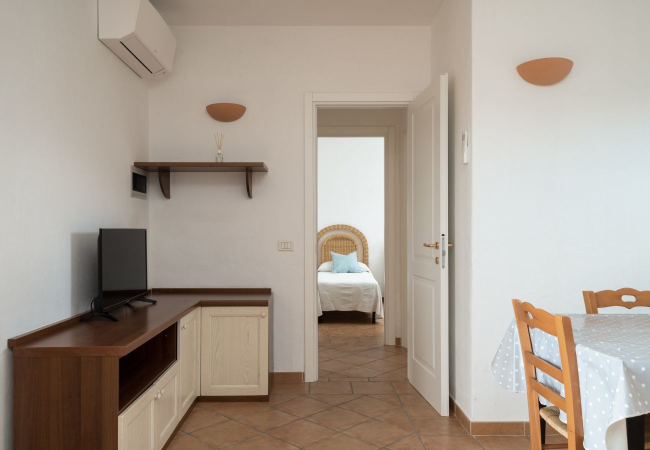 Apartment in Olbia - Bellosguardo 3 - cozy seafront flat in Pittulongu