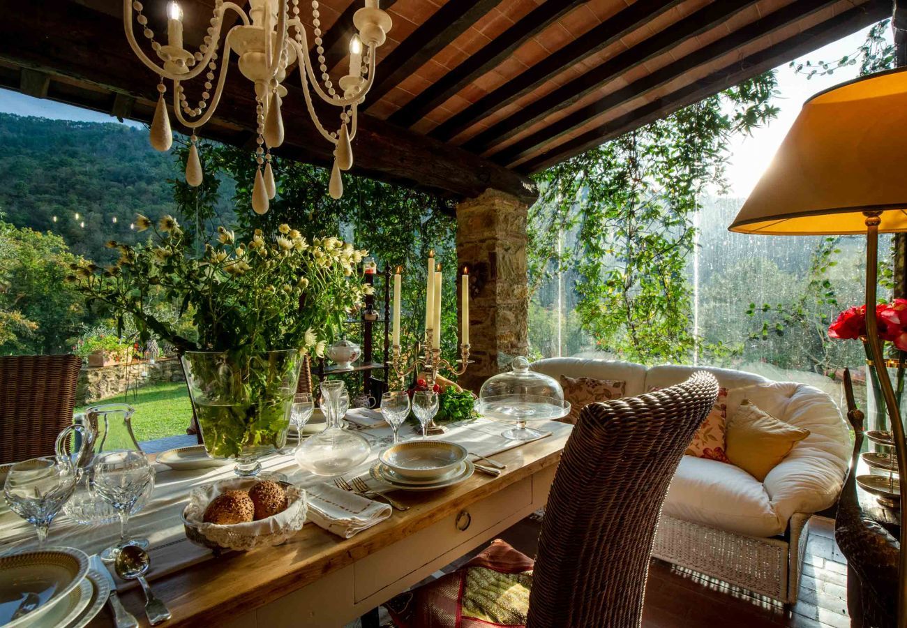 Villa in Santa Maria del giudice - Casa Nel Bosco, an extraordinary Tuscan Retreat with private pool