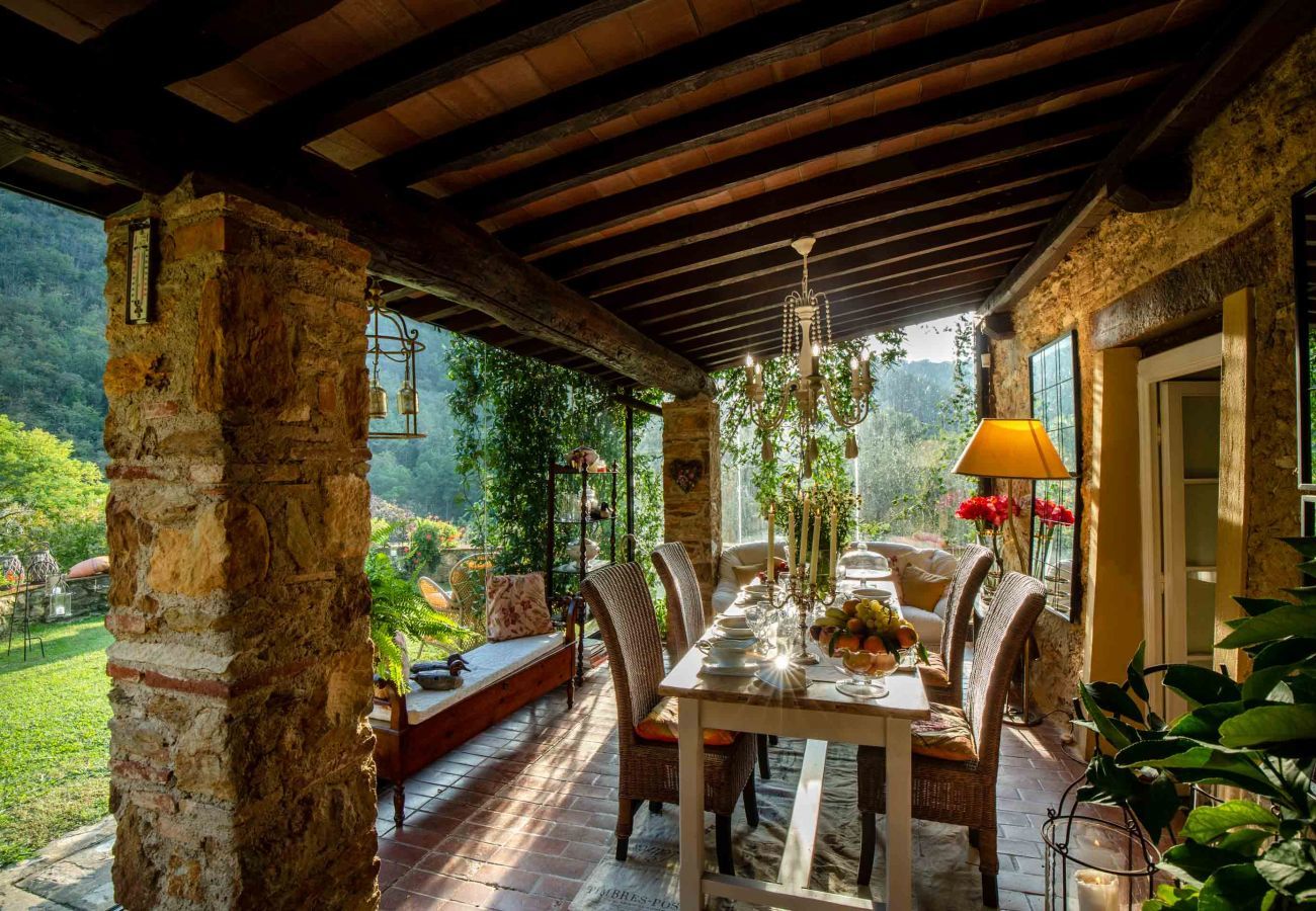 Villa in Santa Maria del giudice - Casa Nel Bosco, an extraordinary Tuscan Retreat with private pool