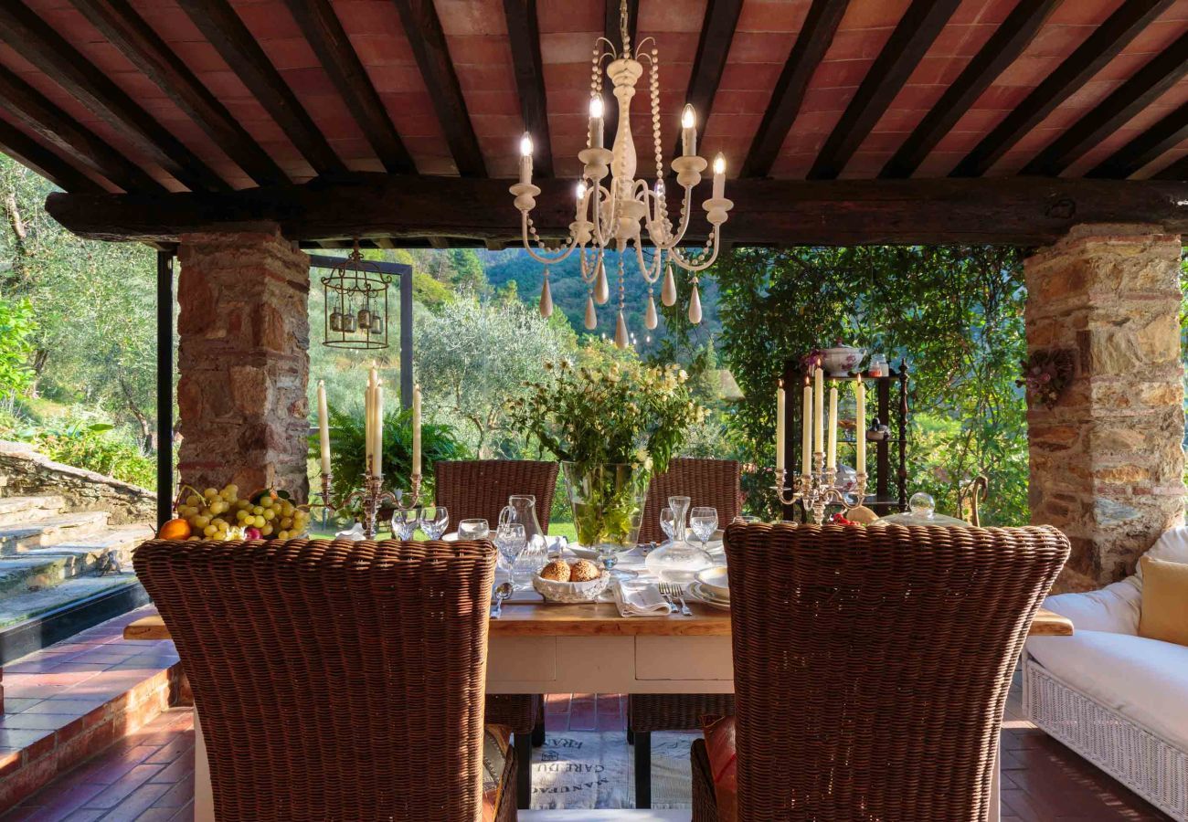 Villa in Santa Maria del giudice - Casa Nel Bosco, an extraordinary Tuscan Retreat with private pool