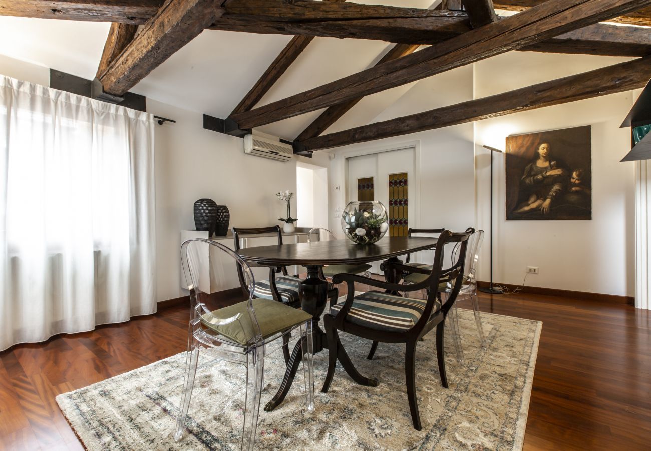 Apartment in Venice - San Pantalon Luxury Penthouse R&R