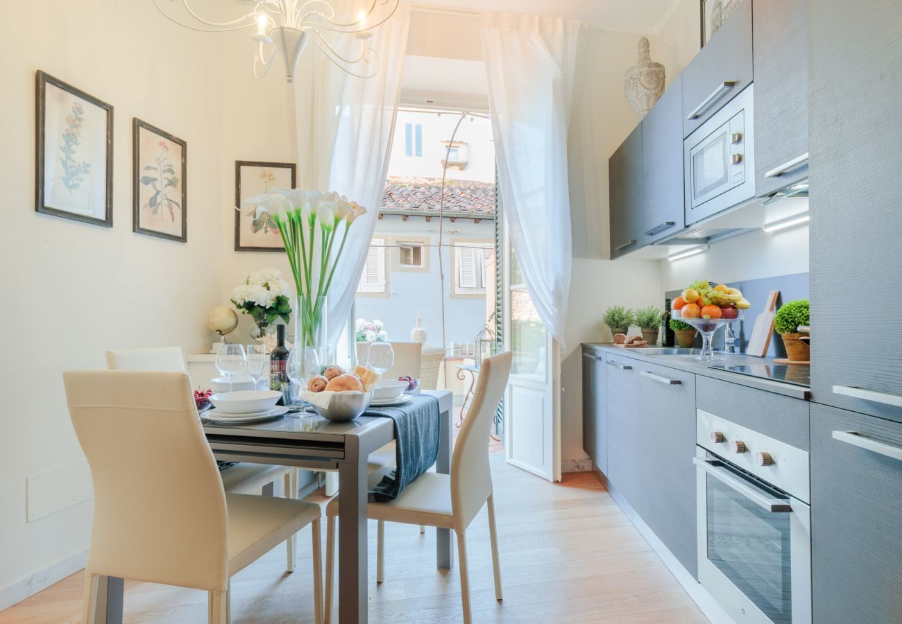 Apartment in Lucca - Casa Brumar