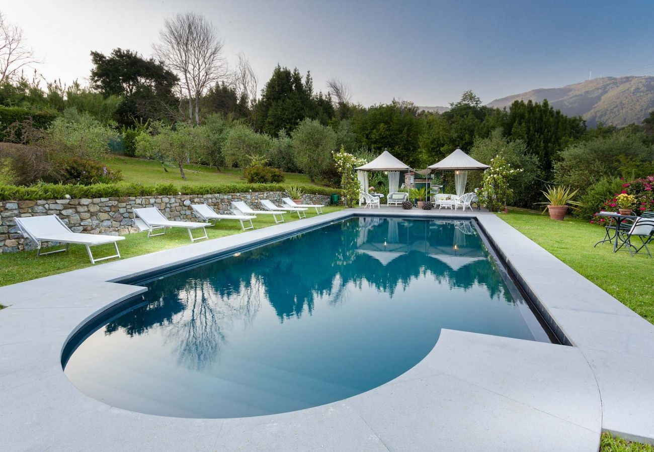 Villa in Capannori - VILLA MARCELLA an Happy Retreat with Magnificent Pool in Marlia by Lucca