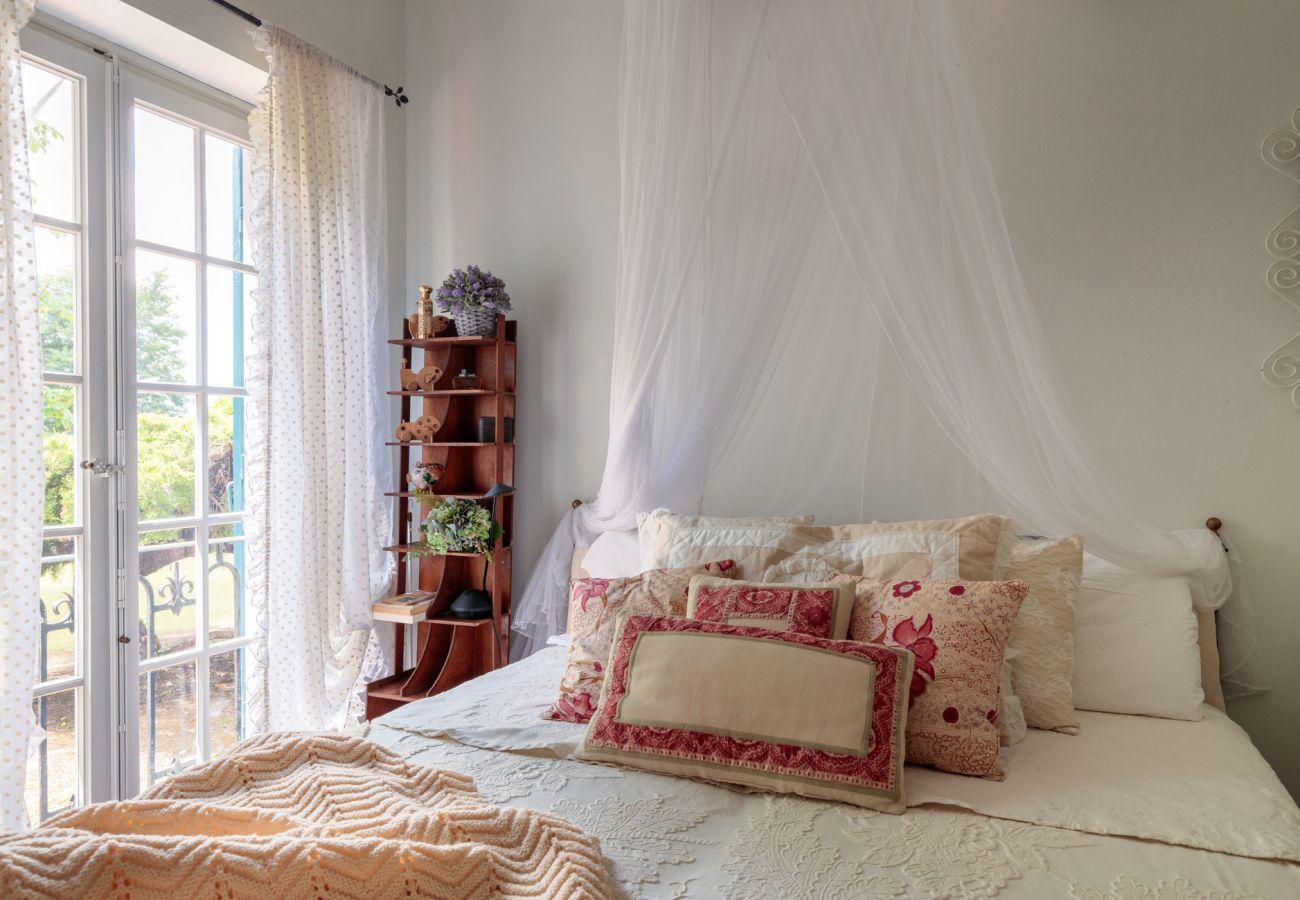 Villa in Capannori - VILLA MARCELLA an Happy Retreat with Magnificent Pool in Marlia by Lucca