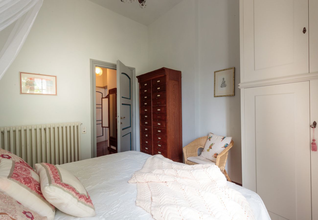 Villa in Capannori - VILLA MARCELLA an Happy Retreat with Magnificent Pool in Marlia by Lucca
