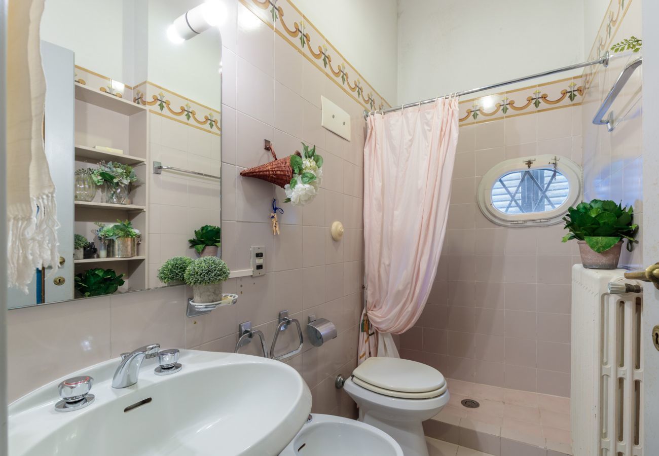 Villa in Capannori - VILLA MARCELLA an Happy Retreat with Magnificent Pool in Marlia by Lucca
