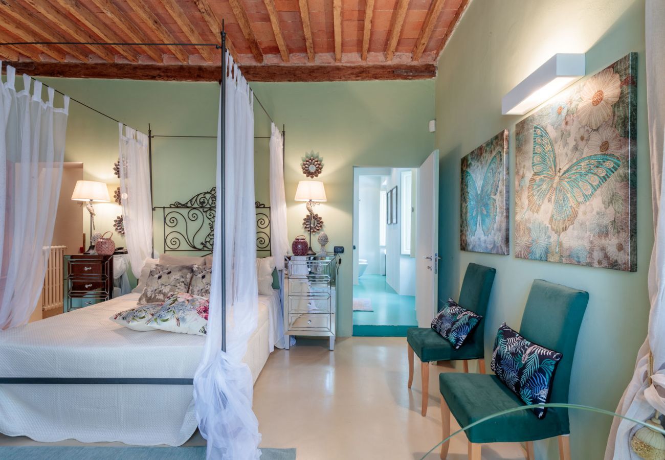 Villa in Montecarlo - LOSE THE WORLD. FIND YOURSELF. VILLA DUEMANI, 8 BEDROOMS, PANORAMIC POOL & SPA
