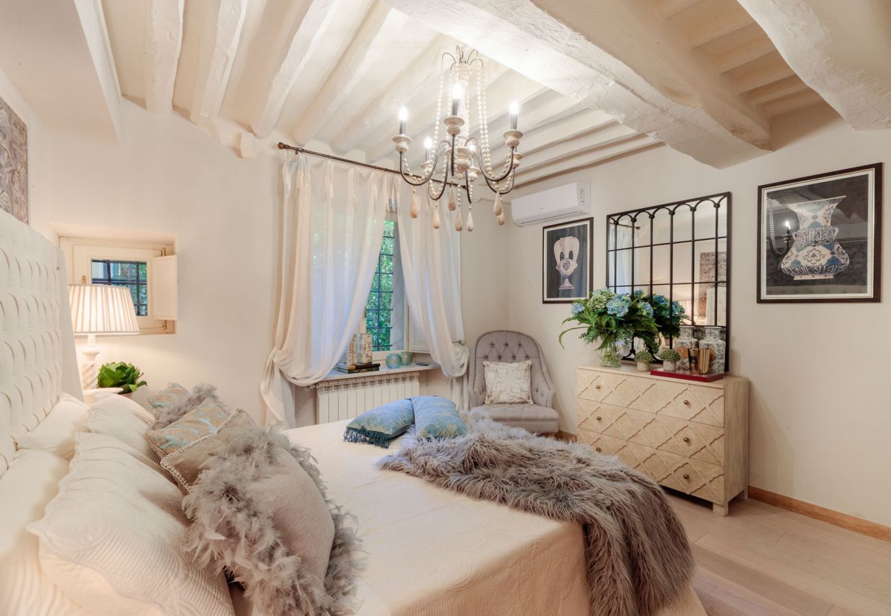 Apartment in Lucca - Casa Blanc