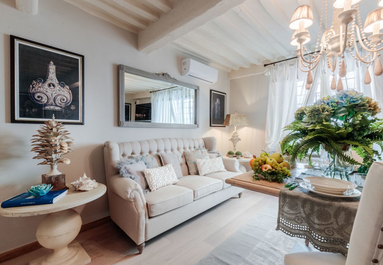 Apartment in Lucca - Casa Blanc