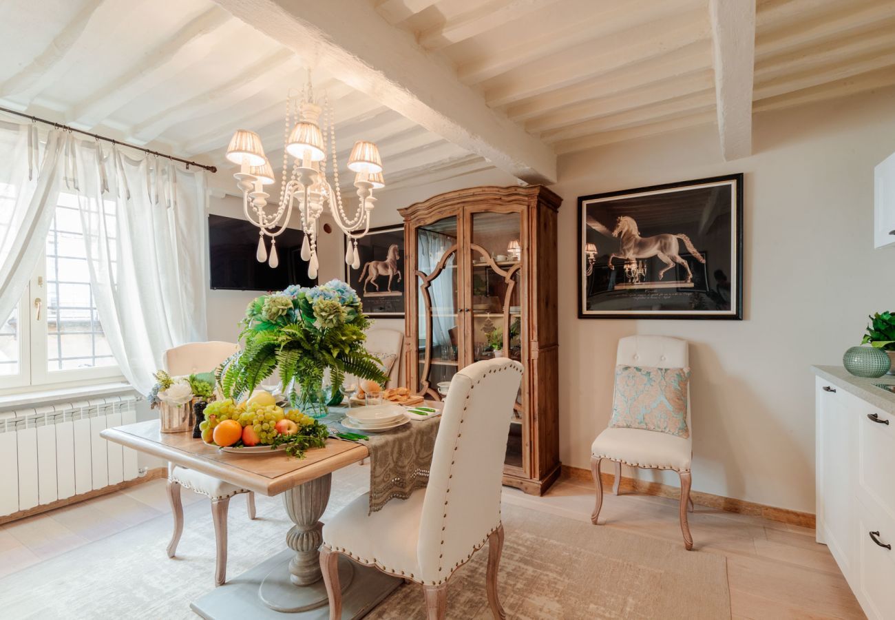Apartment in Lucca - Casa Blanc