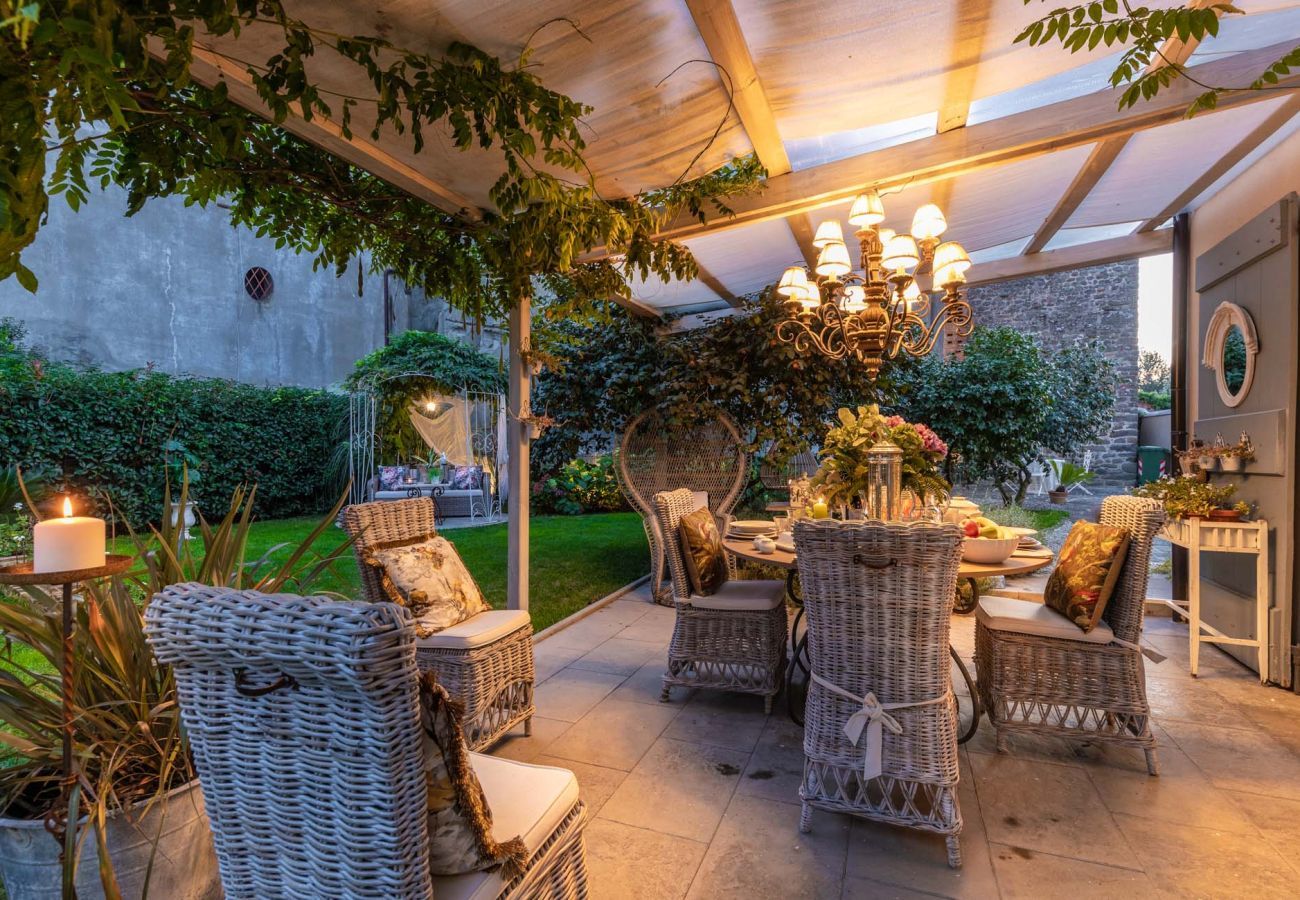 Villa in Montecarlo - VILLA GIANNA, the Secret Interior Designer's Private Retreat with Pool