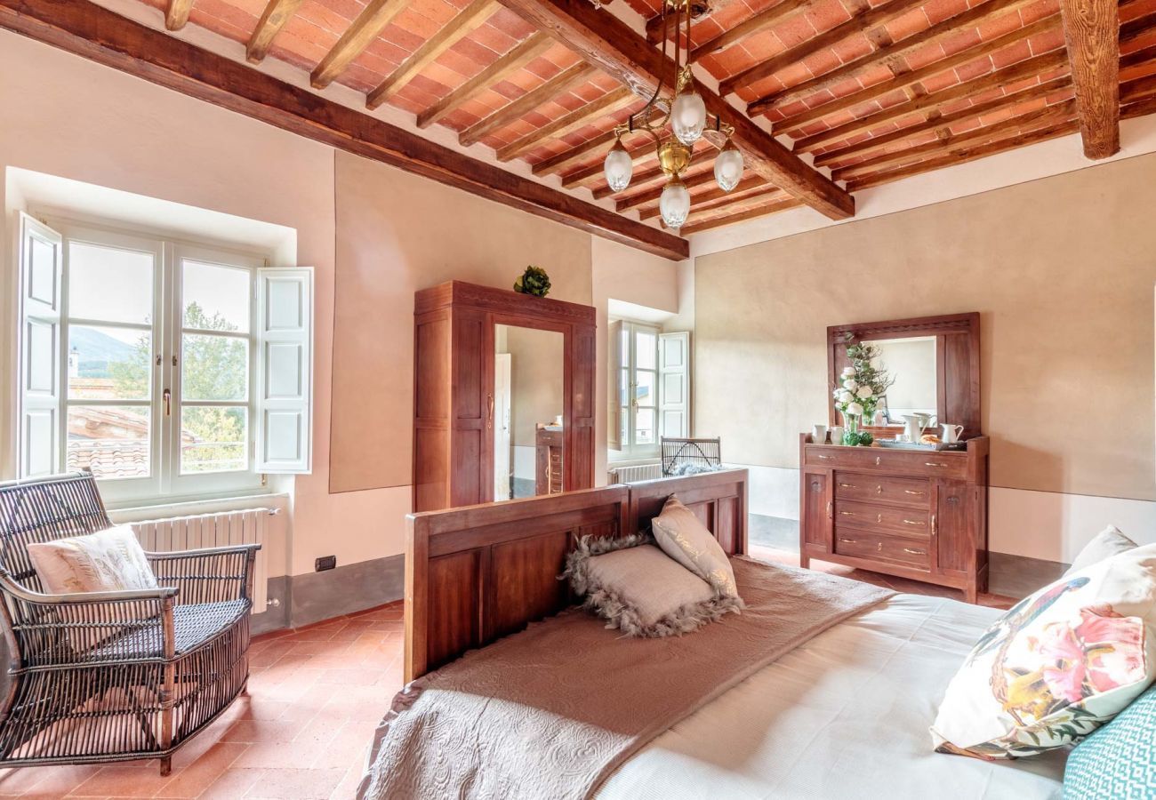 Villa in Capannori - Villa BRUNETTA, Discover your Modern but Traditional Villa in Lucca