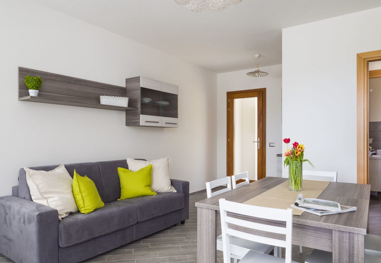 Chalet in San Teodoro - Villetta Zefiro - modern home in  Lu Impostu