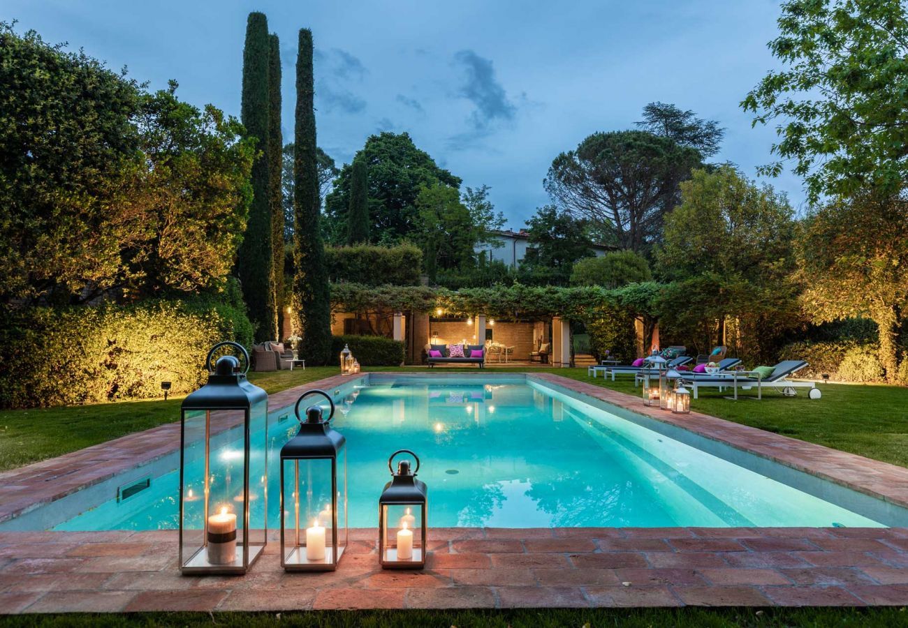 Villa in Lucca - VILLA THE SECRET ESCAPE. Luxury Redefined.