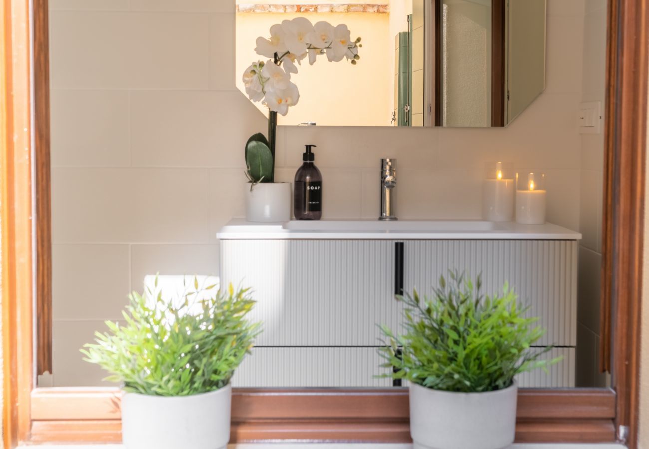 Apartment in Venice - San Giacomo dall'Orio Garden Apartment R&R