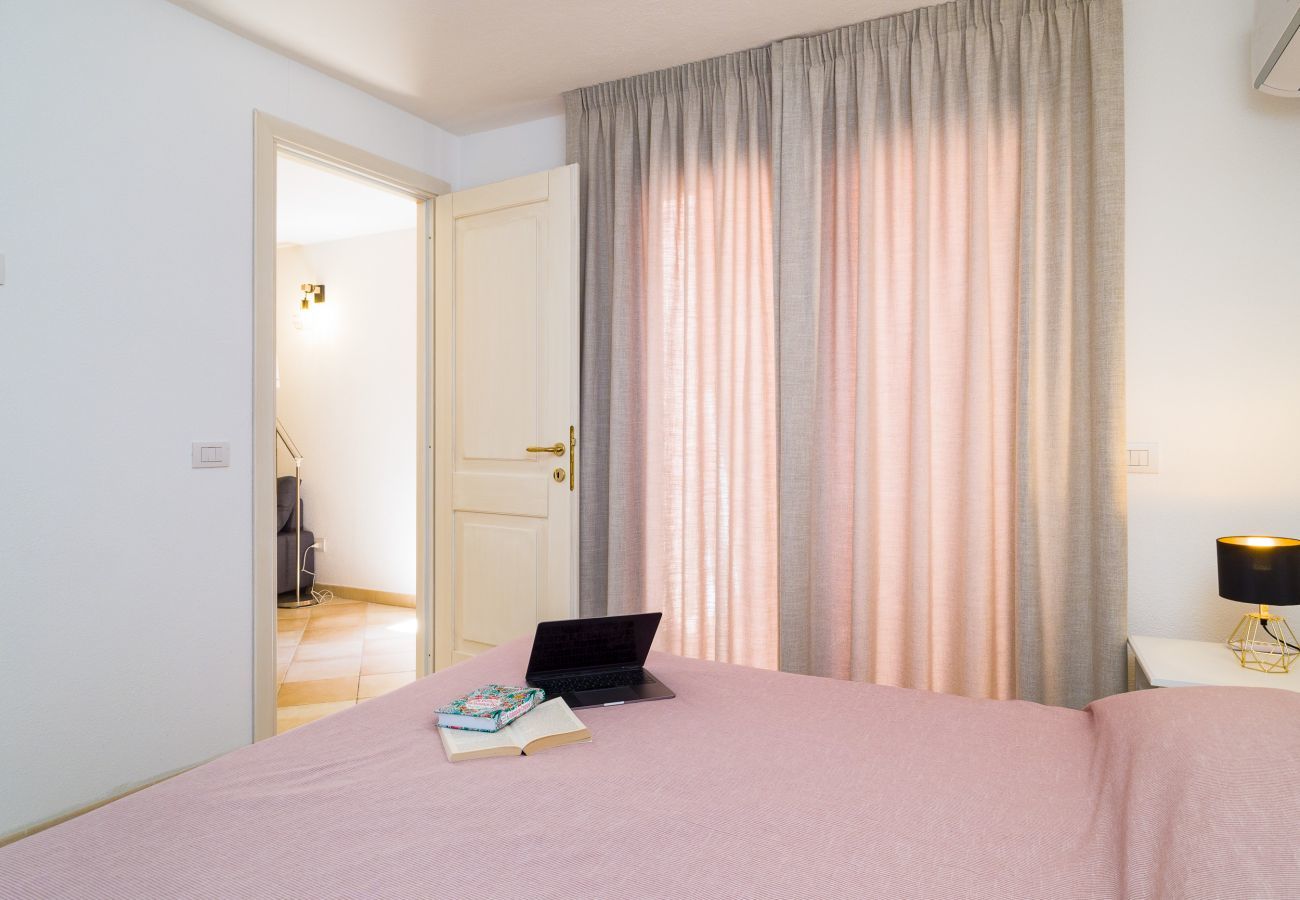 Apartment in Olbia -  Myrsine 7D - design flat with garden, 4min from sandy beach | KLODGE