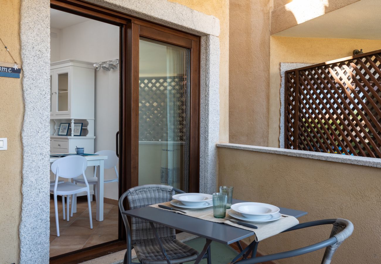 Apartment in Olbia - Myrsine Viola - modern flat with swimming pool