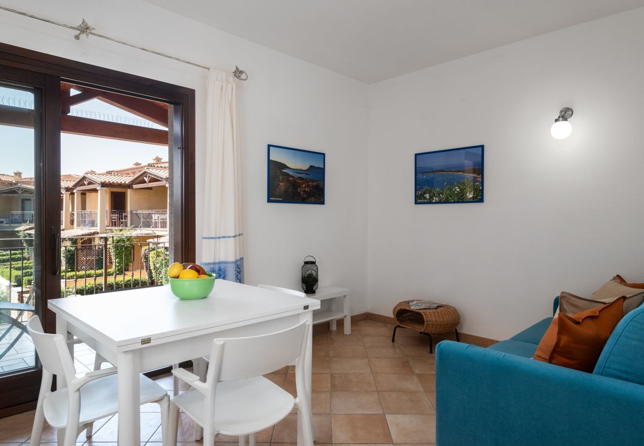 Apartment in Olbia - Myrsine Genny - cozy flat overlooking the pool