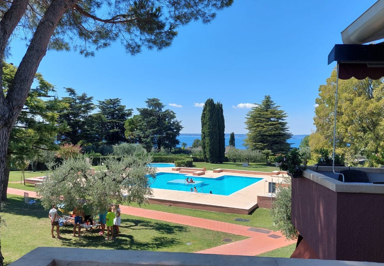 Apartment in Bardolino - Regarda - Blue View 2 with lake view, 2 bedrooms, pool