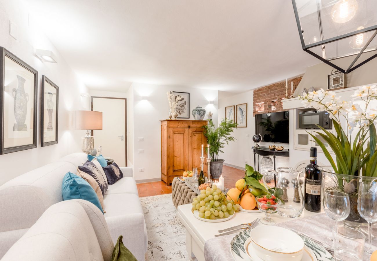 Apartment in Lucca - Casa Colosseum