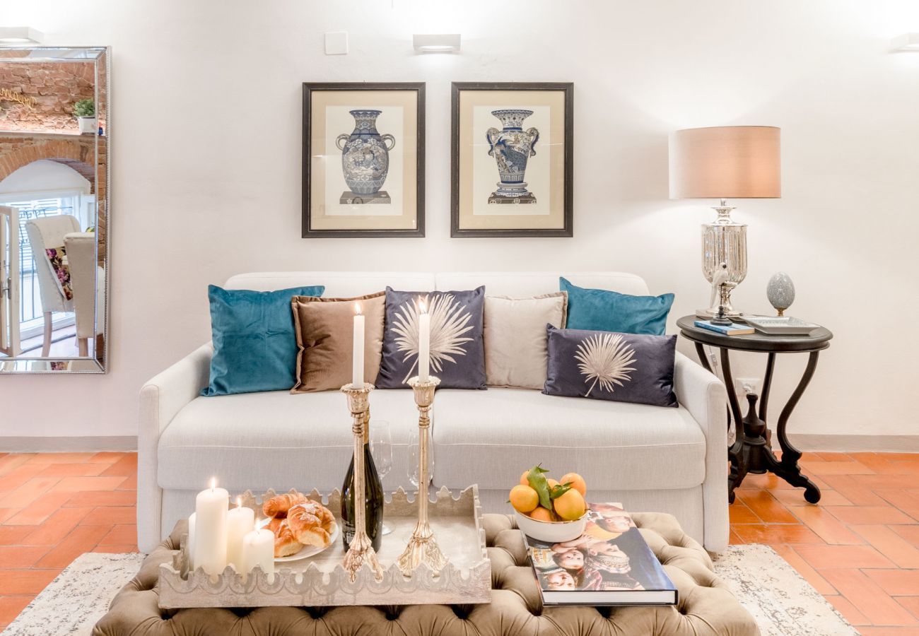 Apartment in Lucca - Casa Colosseum