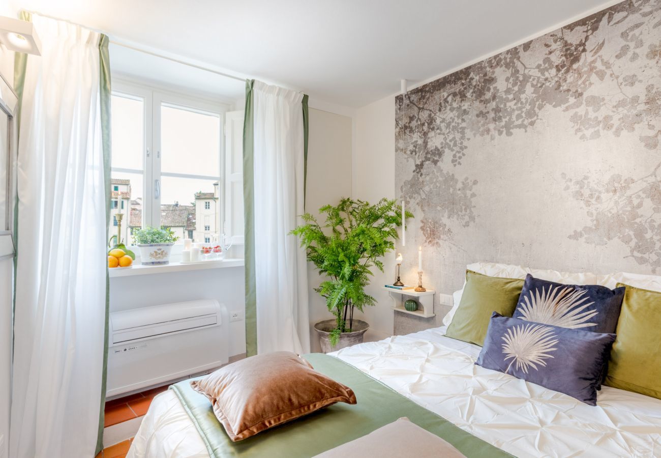 Apartment in Lucca - Casa Colosseum