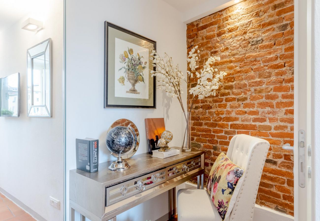 Apartment in Lucca - Casa Colosseum